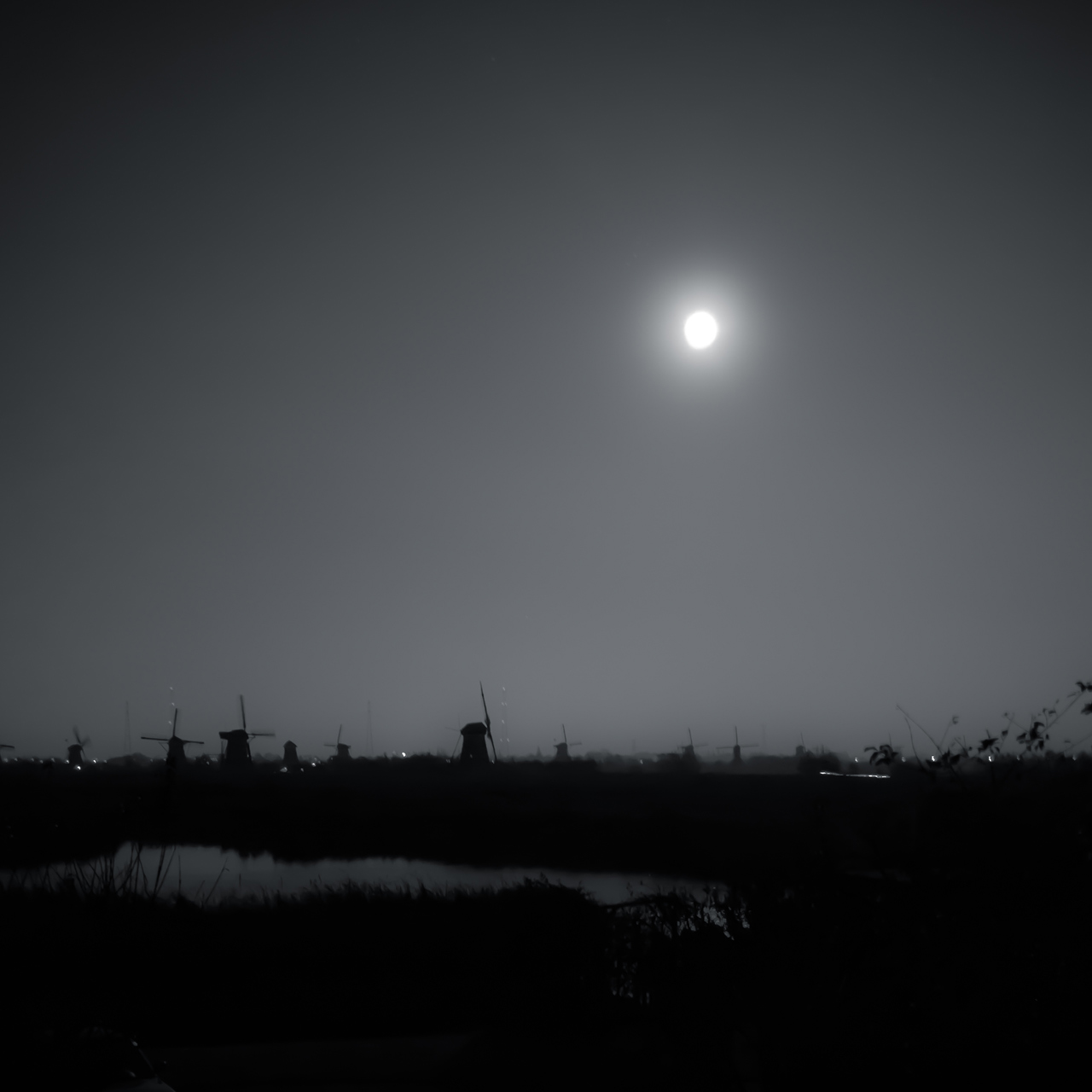 Photo: Kinderdijk by night